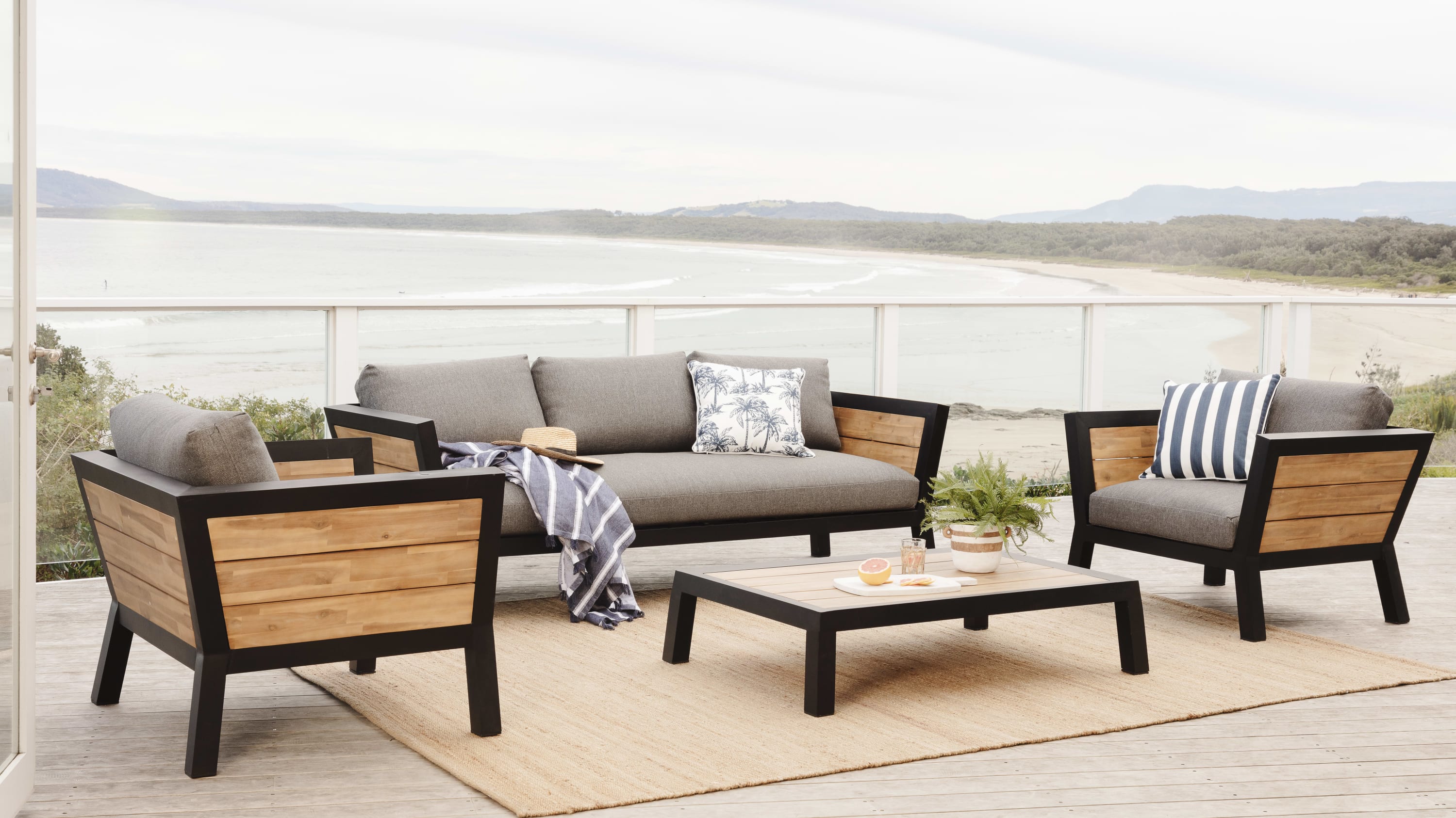 How to Create Your Perfect Outdoor Space This Summer